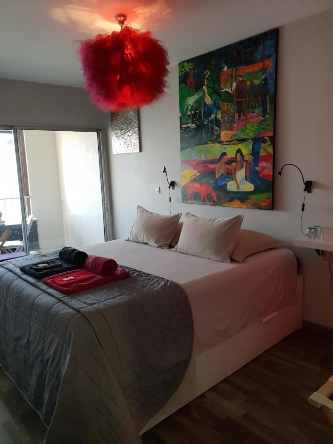 1 Chambre, 1 P'Tit Dej', 1 Sourire Montpellier Luaran gambar