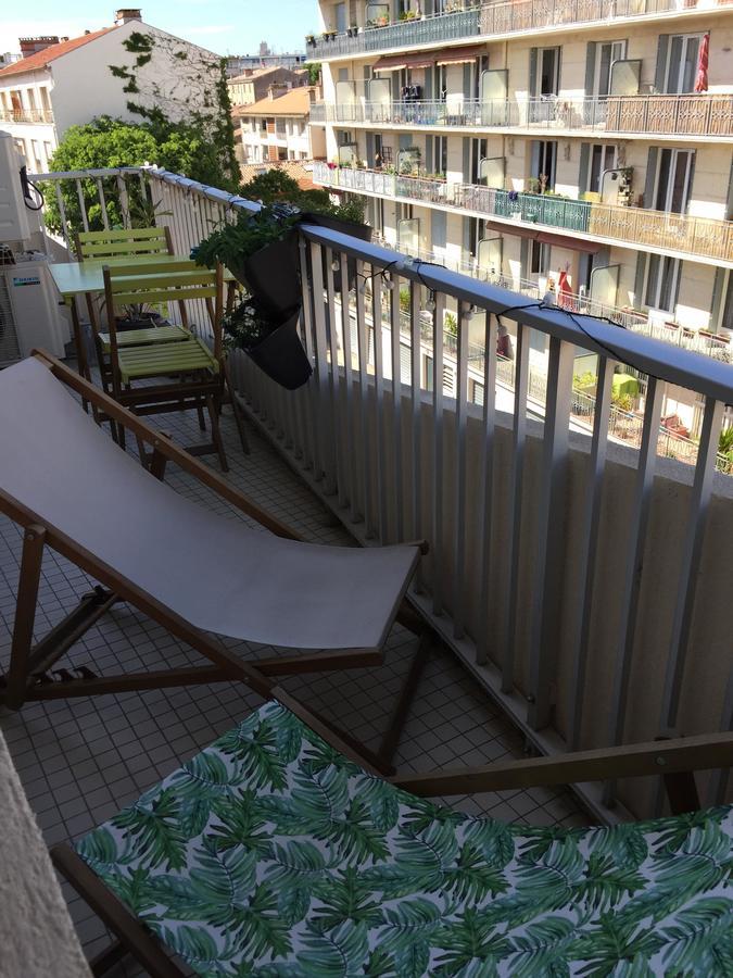 1 Chambre, 1 P'Tit Dej', 1 Sourire Montpellier Luaran gambar