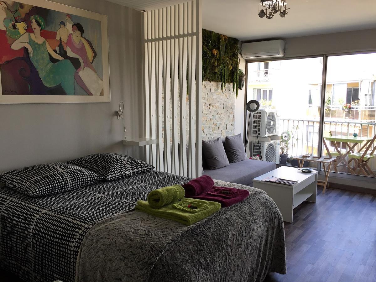 1 Chambre, 1 P'Tit Dej', 1 Sourire Montpellier Luaran gambar